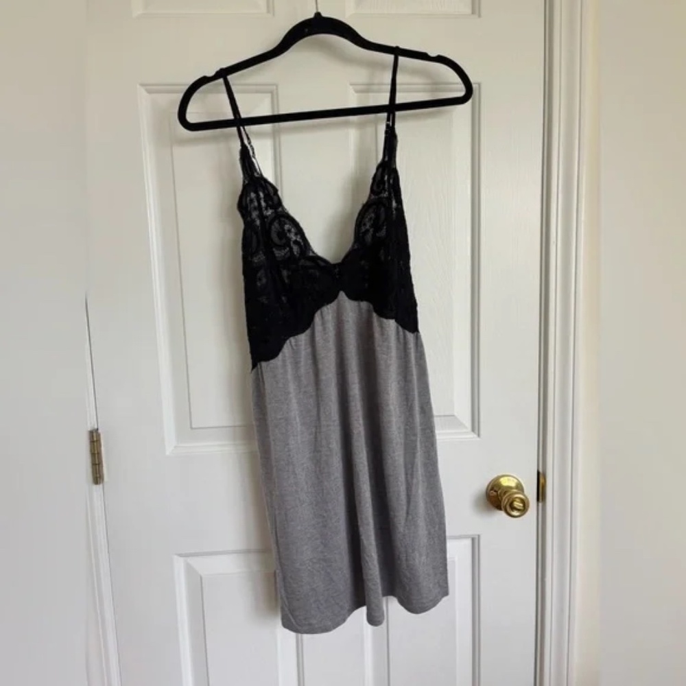 Elegant Black and Gray Lace Chemise